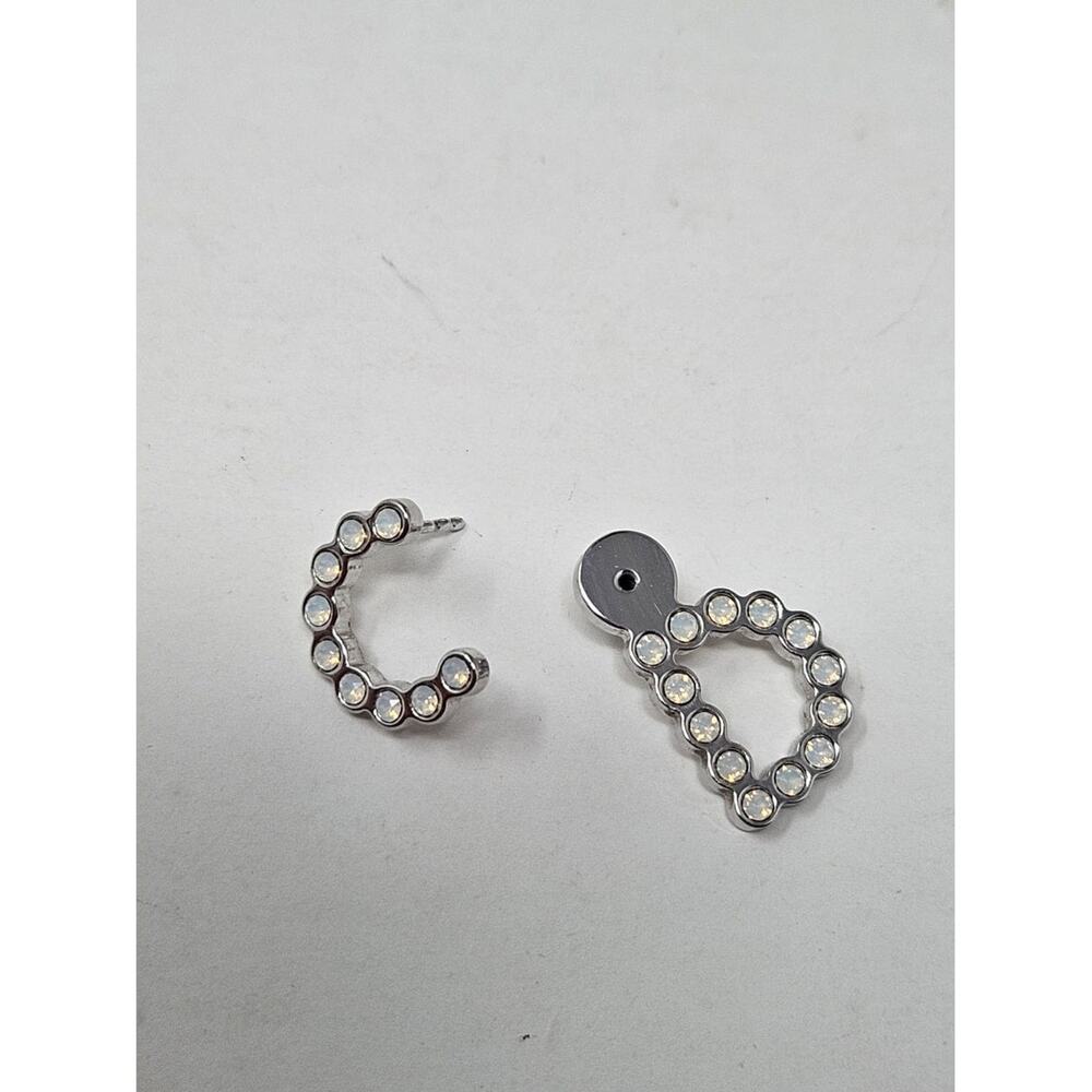 Adorable Dior Silver-tone Crystal 30 Montaigne Stud Earrings - Picture 3 of 7